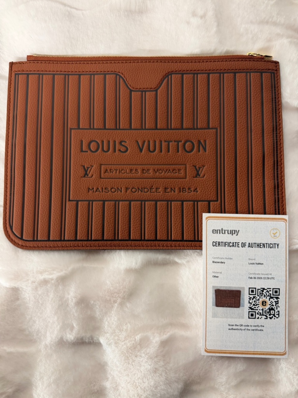 Louis Vuitton Leather Pochette Clutch Brown w/ COA